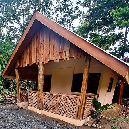 Ballena Oasis Homes & Glamping อูวีตา ภายนอก รูปภาพ
