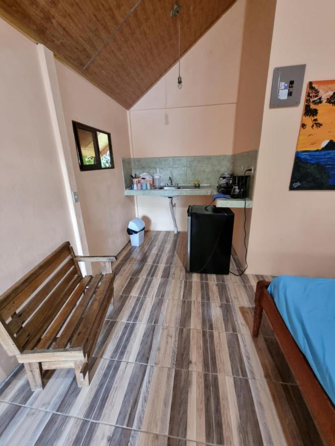 Ballena Oasis Homes & Glamping อูวีตา ภายนอก รูปภาพ