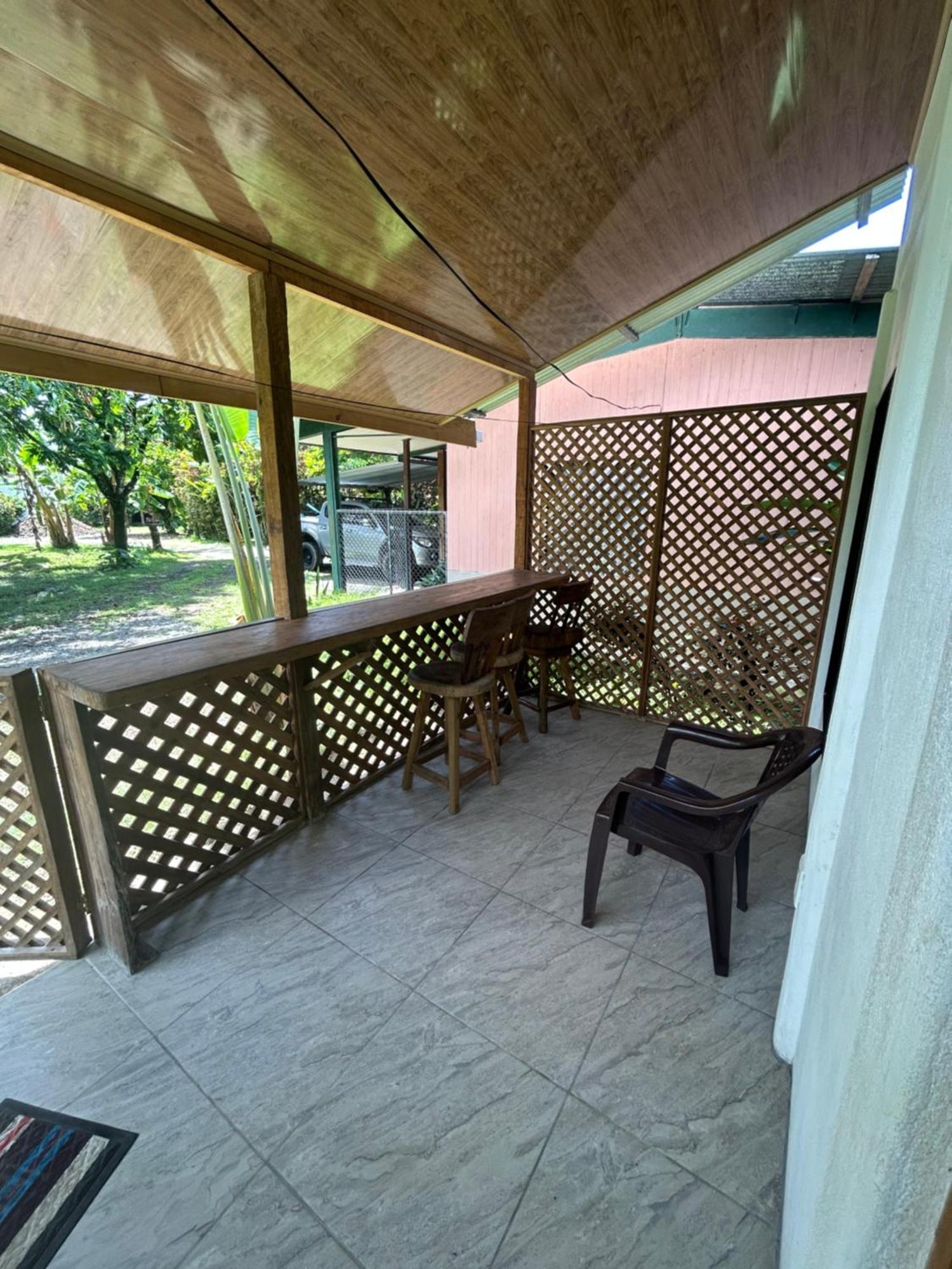 Ballena Oasis Homes & Glamping อูวีตา ภายนอก รูปภาพ