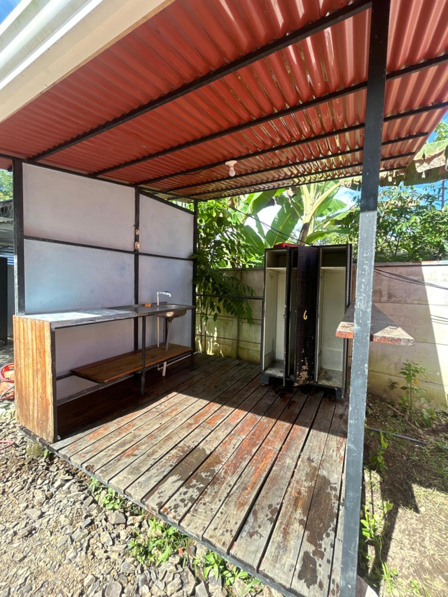 Ballena Oasis Homes & Glamping อูวีตา ภายนอก รูปภาพ